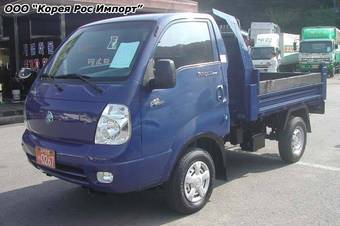 2004 Hyundai Starex Photos