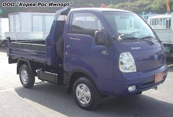 2004 Hyundai Starex Pictures