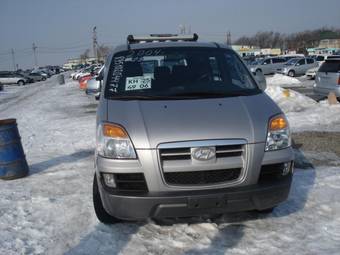 2004 Hyundai Starex Pictures