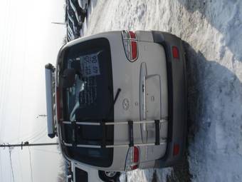 2004 Hyundai Starex Photos