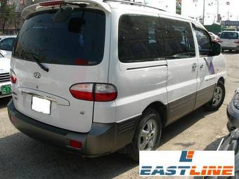 2004 Hyundai Starex Photos