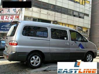 2004 Hyundai Starex Pictures