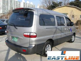 2004 Hyundai Starex Images