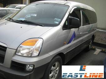 2004 Hyundai Starex Pictures