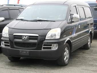 2004 Hyundai Starex Pics