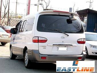 2004 Hyundai Starex Pictures