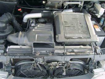 2004 Hyundai Starex Images