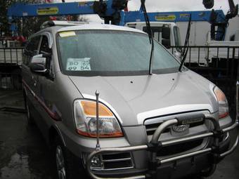 2004 Hyundai Starex