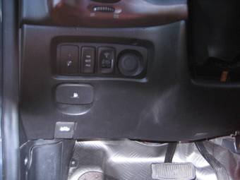 2004 Hyundai Starex Pics