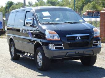 2004 Hyundai Starex Pictures