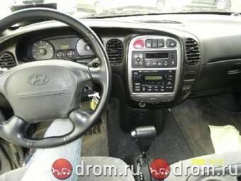 2005 Hyundai Starex Pictures