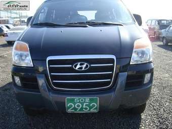 2005 Hyundai Starex Images