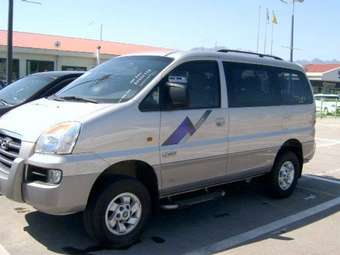 2005 Hyundai Starex Pictures