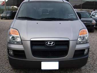 2005 Hyundai Starex Pictures