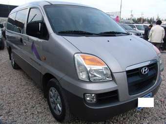 2005 Hyundai Starex Pics