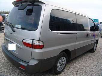 2005 Hyundai Starex Pictures