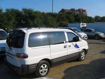 2005 Hyundai Starex Pictures