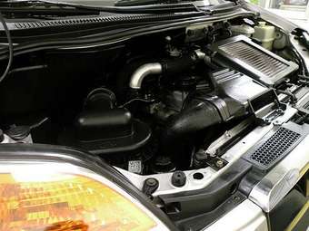 2005 Hyundai Starex Photos