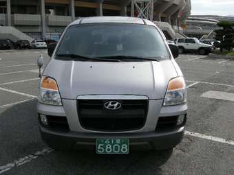 2005 Hyundai Starex Pics