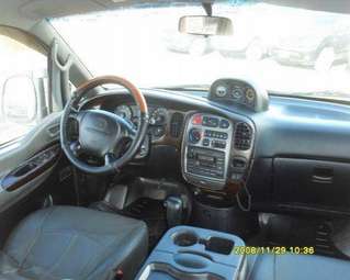 2005 Hyundai Starex Photos