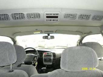 2005 Hyundai Starex Pictures