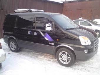 2005 Hyundai Starex Pictures