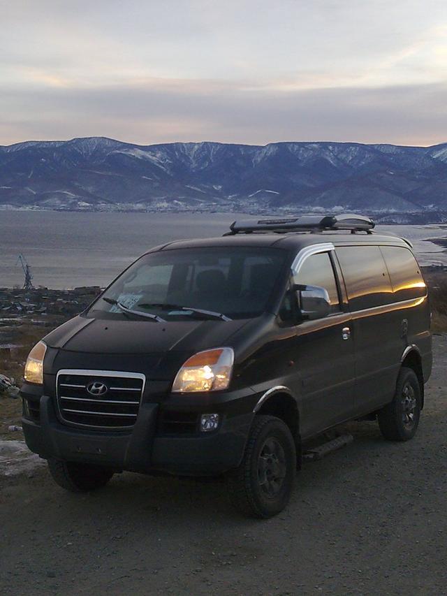 2005 Hyundai Starex