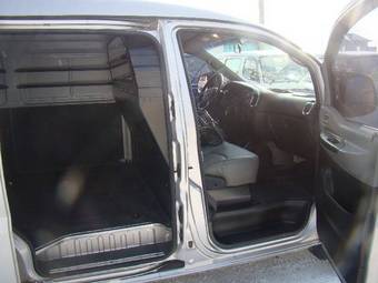2005 Hyundai Starex Pictures