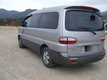 2005 Hyundai Starex Pictures