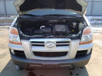 2005 Hyundai Starex Pictures