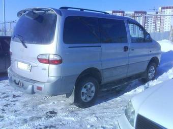 2005 Hyundai Starex