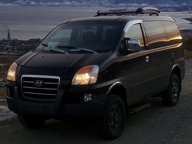 2005 Hyundai Starex