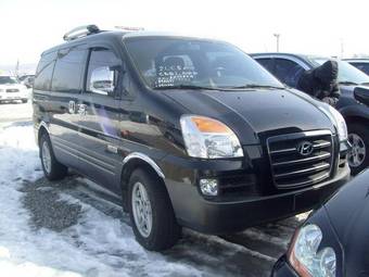 2005 Hyundai Starex Pics