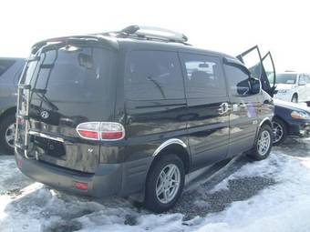 2005 Hyundai Starex Pictures