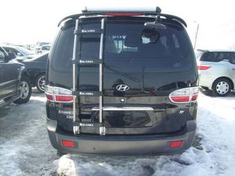2005 Hyundai Starex Photos