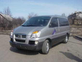 2005 Hyundai Starex Pictures