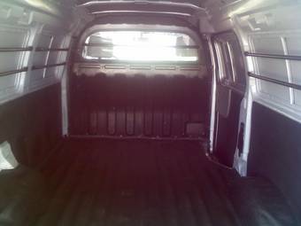 2005 Hyundai Starex Photos