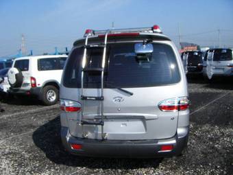 2005 Hyundai Starex Photos