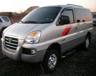 2006 Hyundai Starex Pics