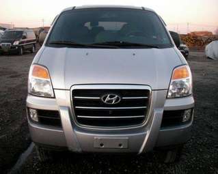 2006 Hyundai Starex Pictures