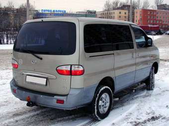 2006 Hyundai Starex Pictures
