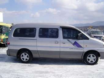 2006 Hyundai Starex Pics