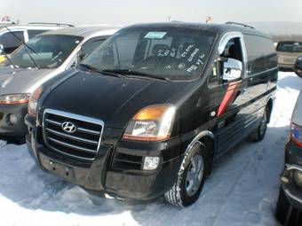 2006 Hyundai Starex Photos