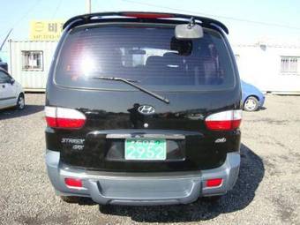 2006 Hyundai Starex Pictures