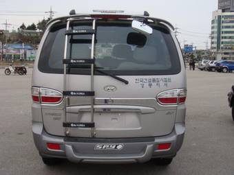 2006 Hyundai Starex Photos