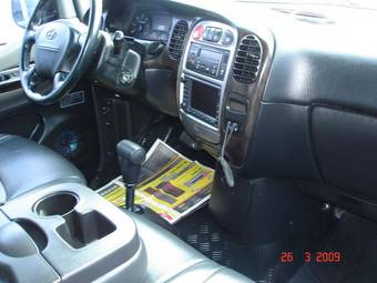 2006 Hyundai Starex Photos