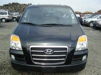 2006 Hyundai Starex Photos