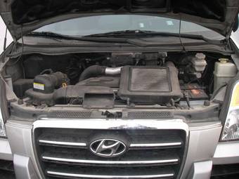 2006 Hyundai Starex Images