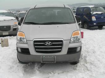 2006 Hyundai Starex Photos