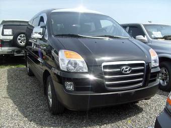 2006 Hyundai Starex Photos